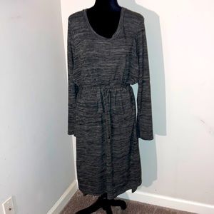 Mossimo | Women’s Gray & Black Long Sleeve MIDI Tee-Shirt Dress - Size XXL